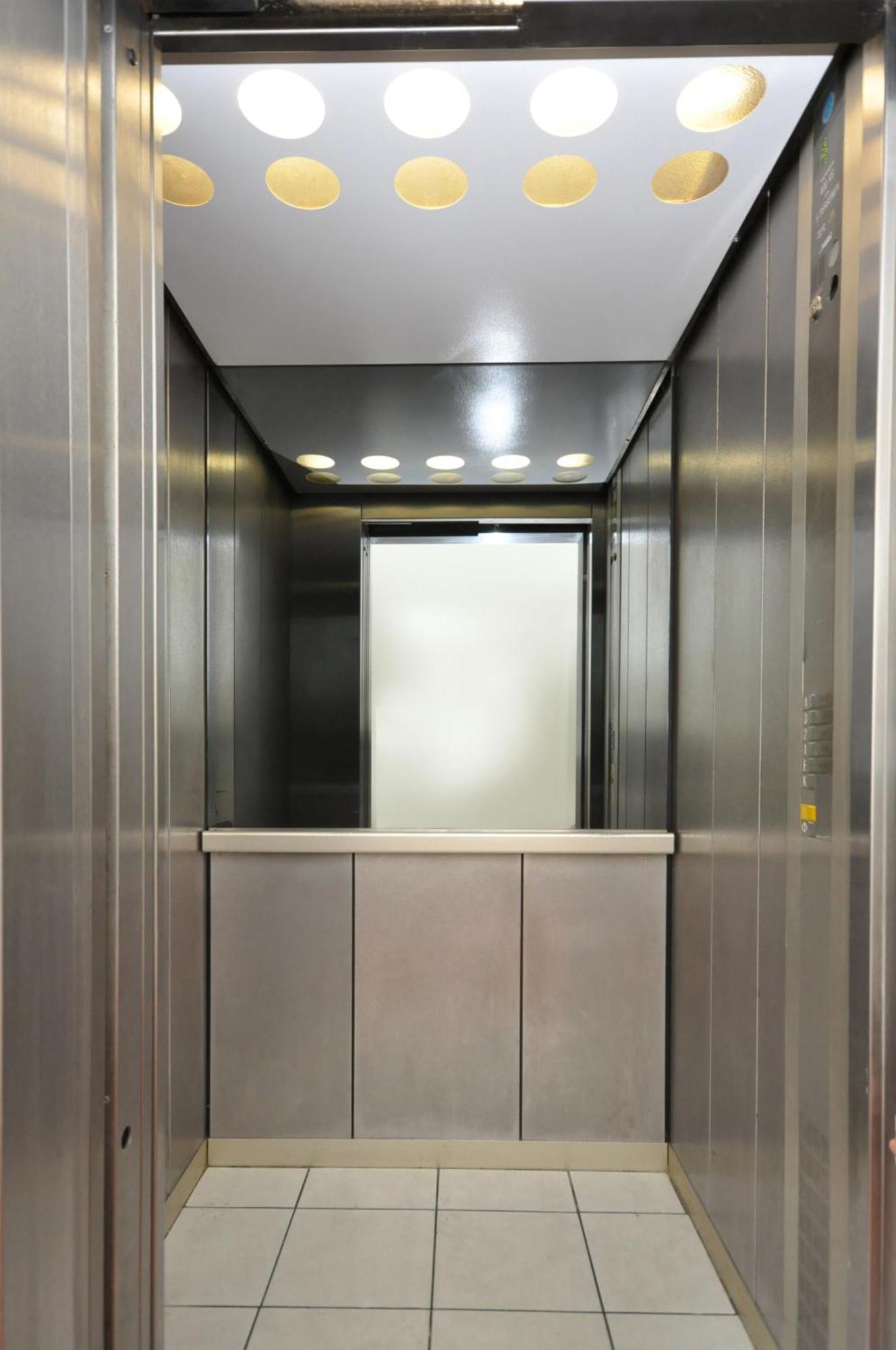 Hotel Bova Frankfurt am Main Kültér fotó